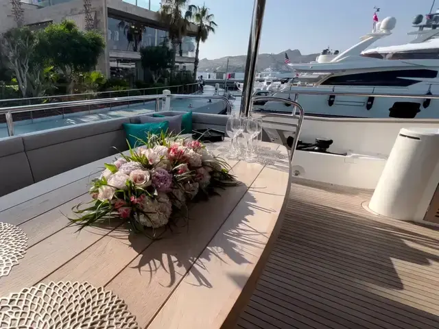 Sunseeker Yacht 95