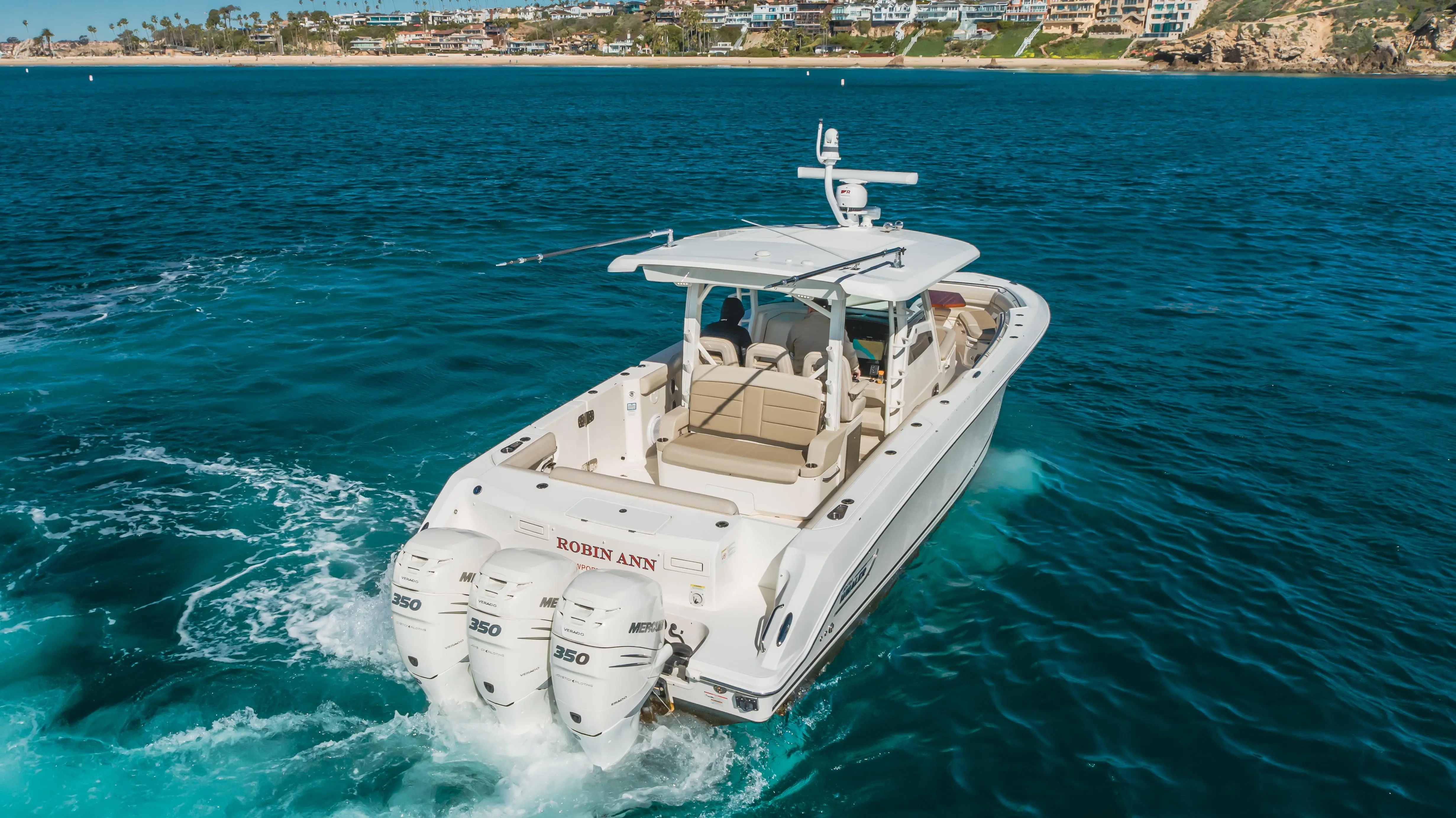 2018 Boston Whaler 38 outrage