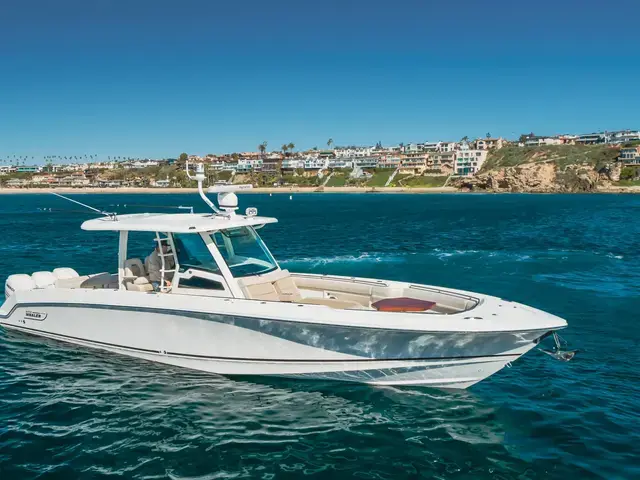 Boston Whaler 38 Outrage