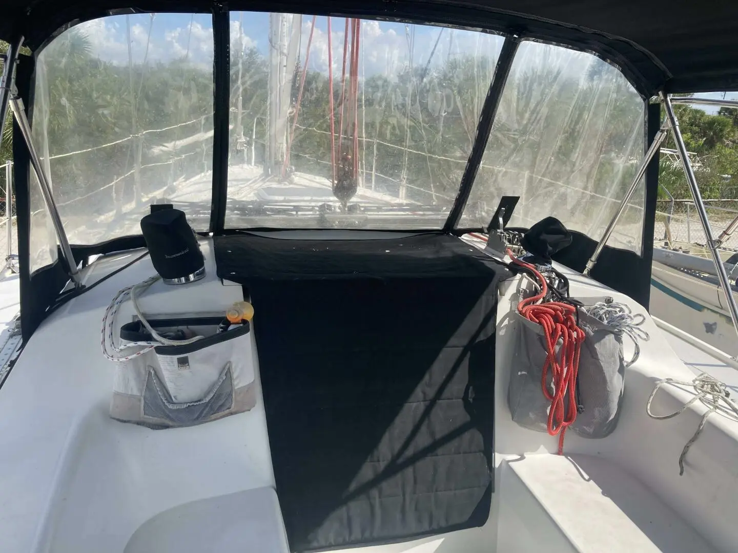 1995 Catalina 320