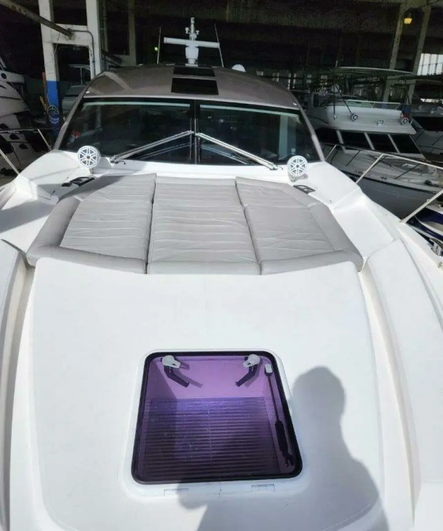 2018 Sunseeker predator