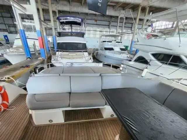 Sunseeker Predator