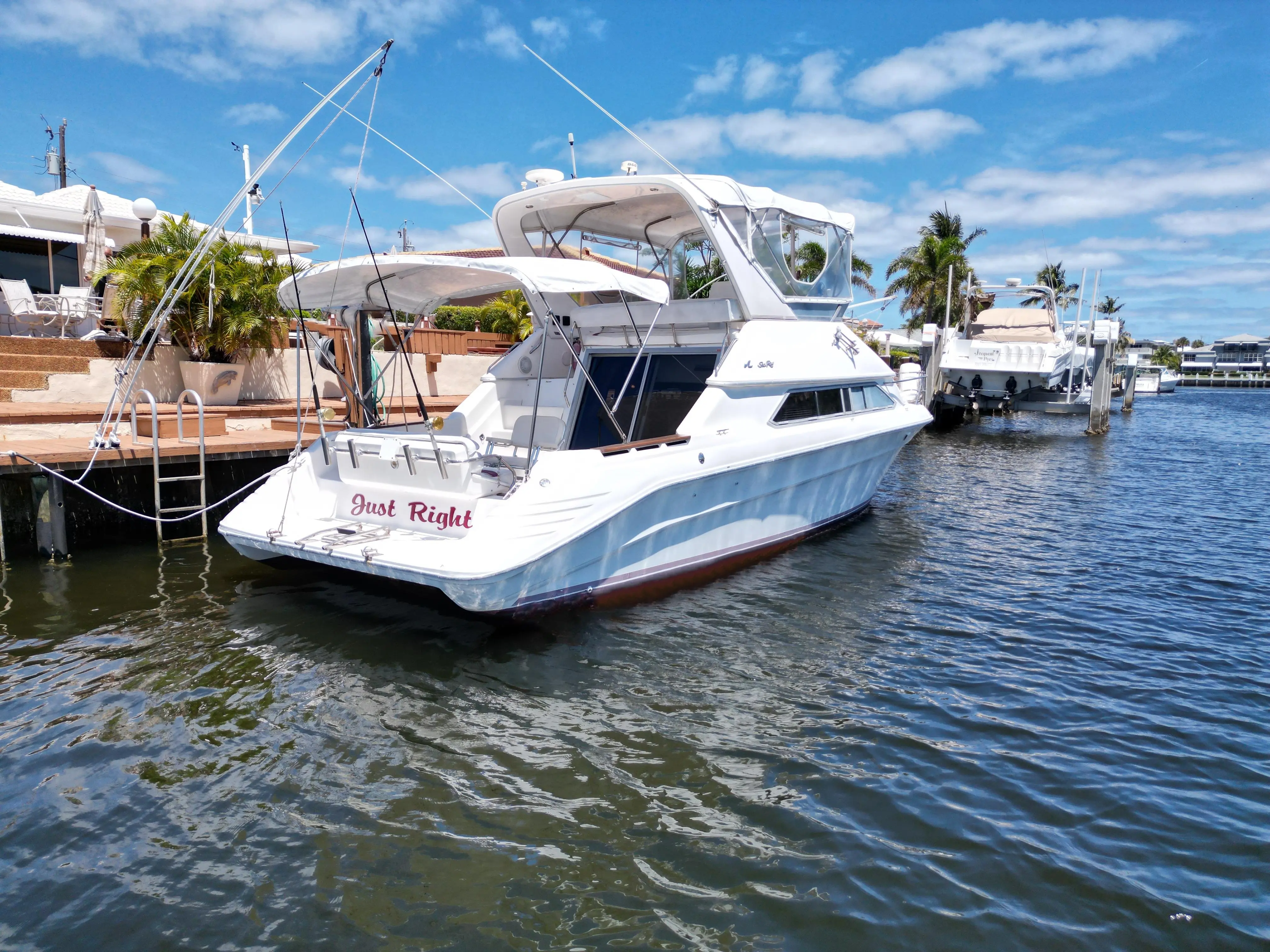 1992 Sea Ray 350 express cruiser