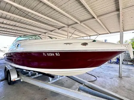 2006 Sea Ray 240 sundeck