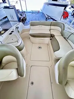 2006 Sea Ray 240 sundeck