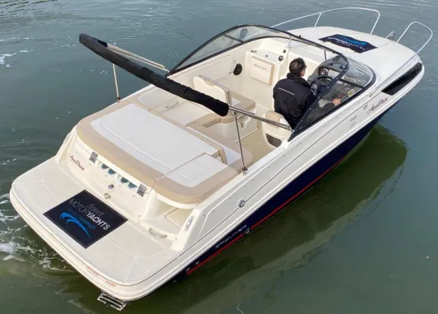 2017 Bayliner vr5 cuddy cabin