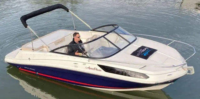 2017 Bayliner vr5 cuddy cabin