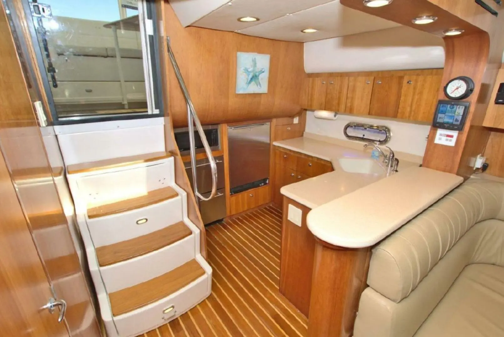 2000 Tiara 5200 express