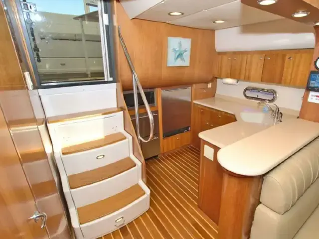 Tiara Yachts 5200 Express