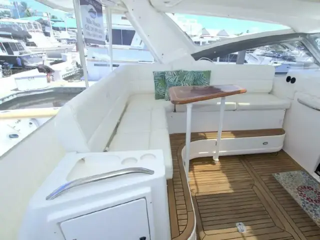 Tiara Yachts 5200 Express