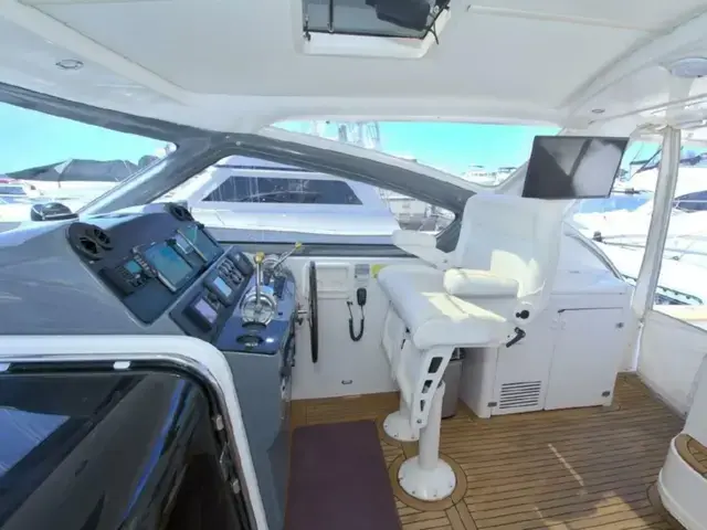 Tiara Yachts 5200 Express