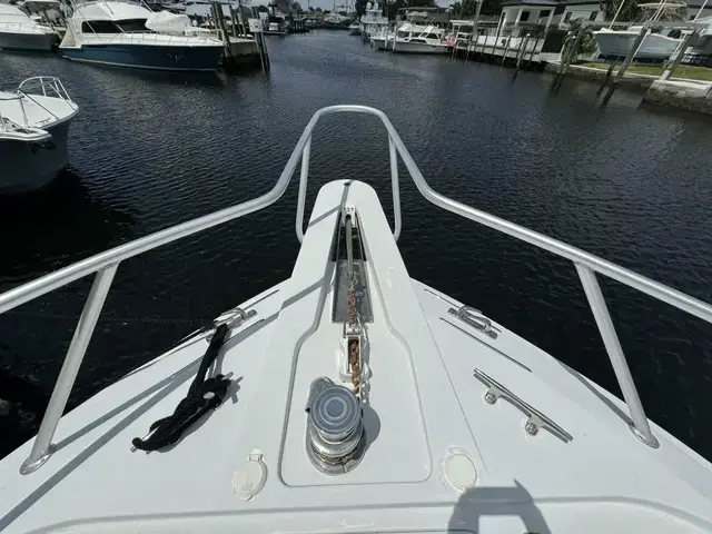 Hatteras Convertible