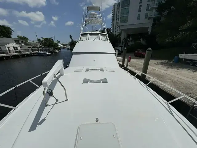 Hatteras Convertible