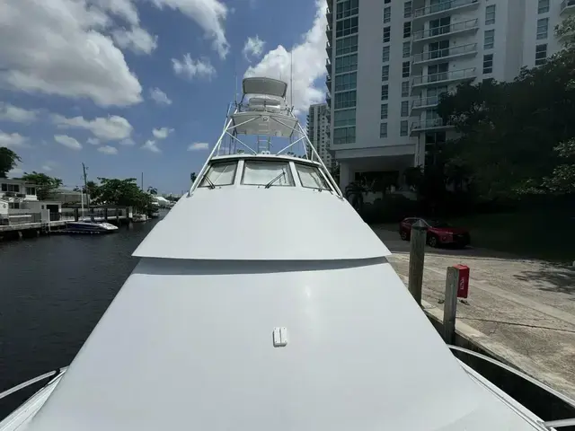 Hatteras Convertible