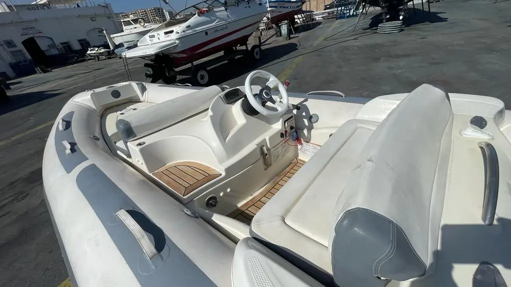 2008 Avon 430 sportsea jet