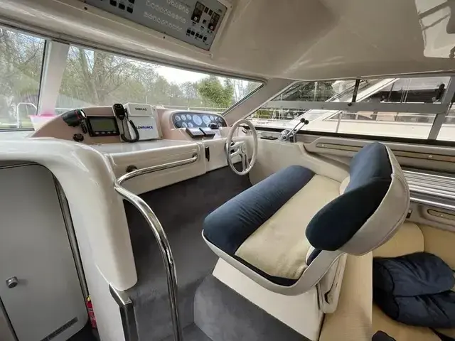 Sealine 350