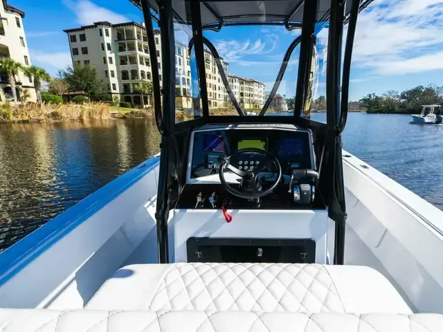 Privateer Center Console