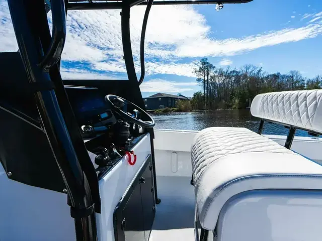 Privateer Center Console