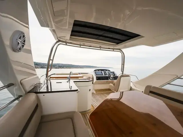 Sea Ray 510 Fly