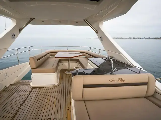 Sea Ray 510 Fly