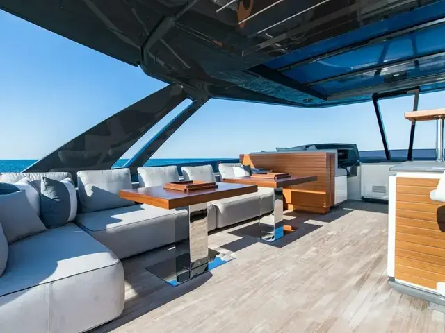 Ferretti Yachts 850