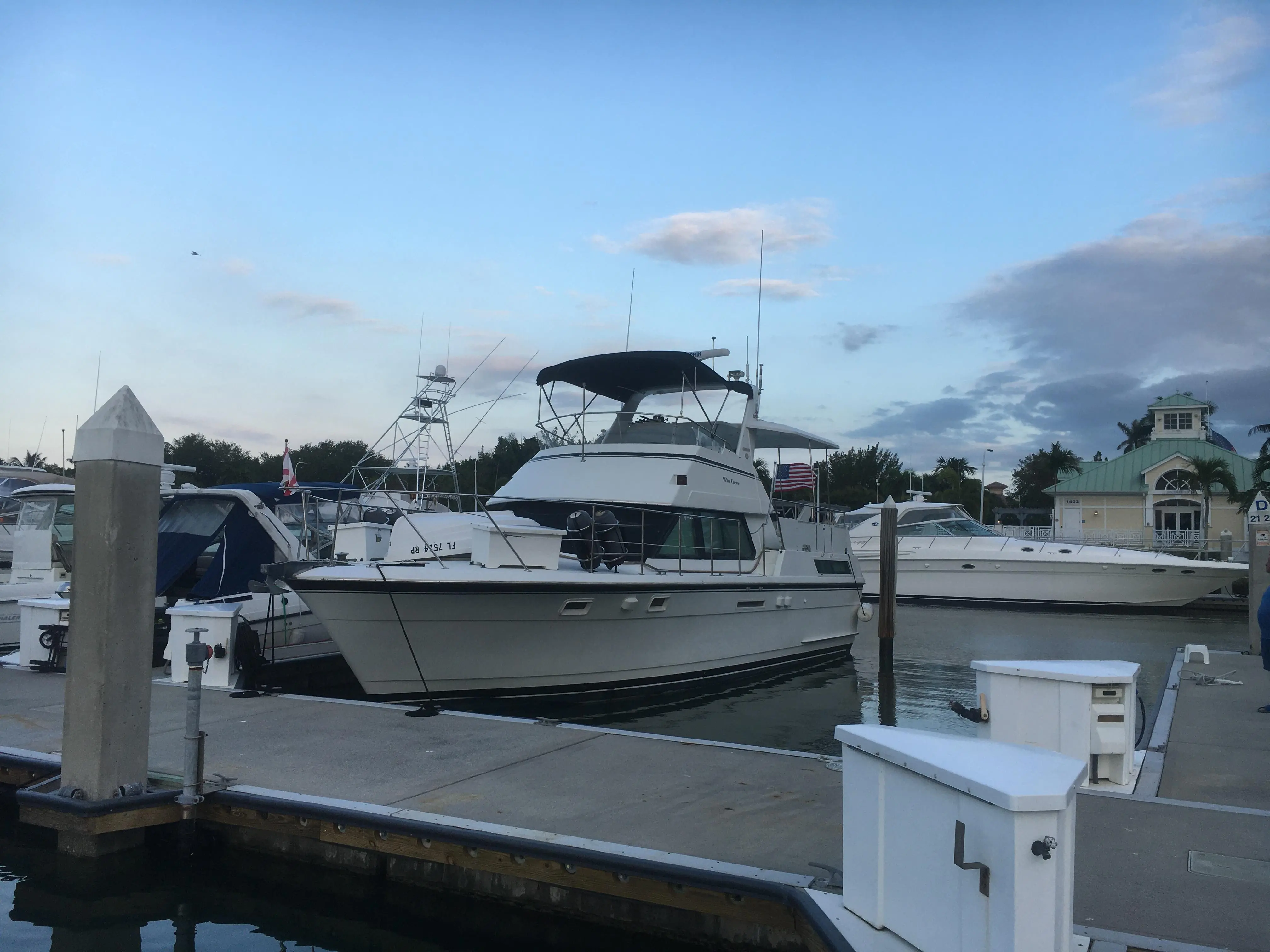 1989 Hatteras double cabin