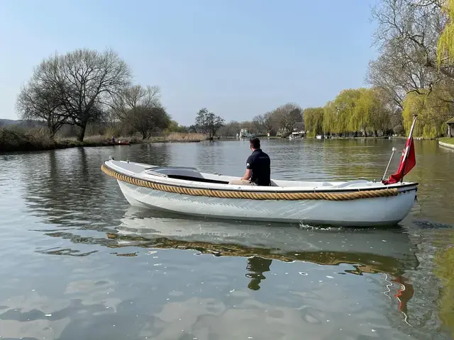 Custom Snekke Harbour Launch