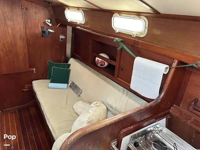 Tartan 33