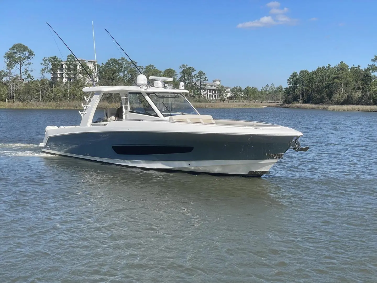 2017 Boston Whaler 420 outrage