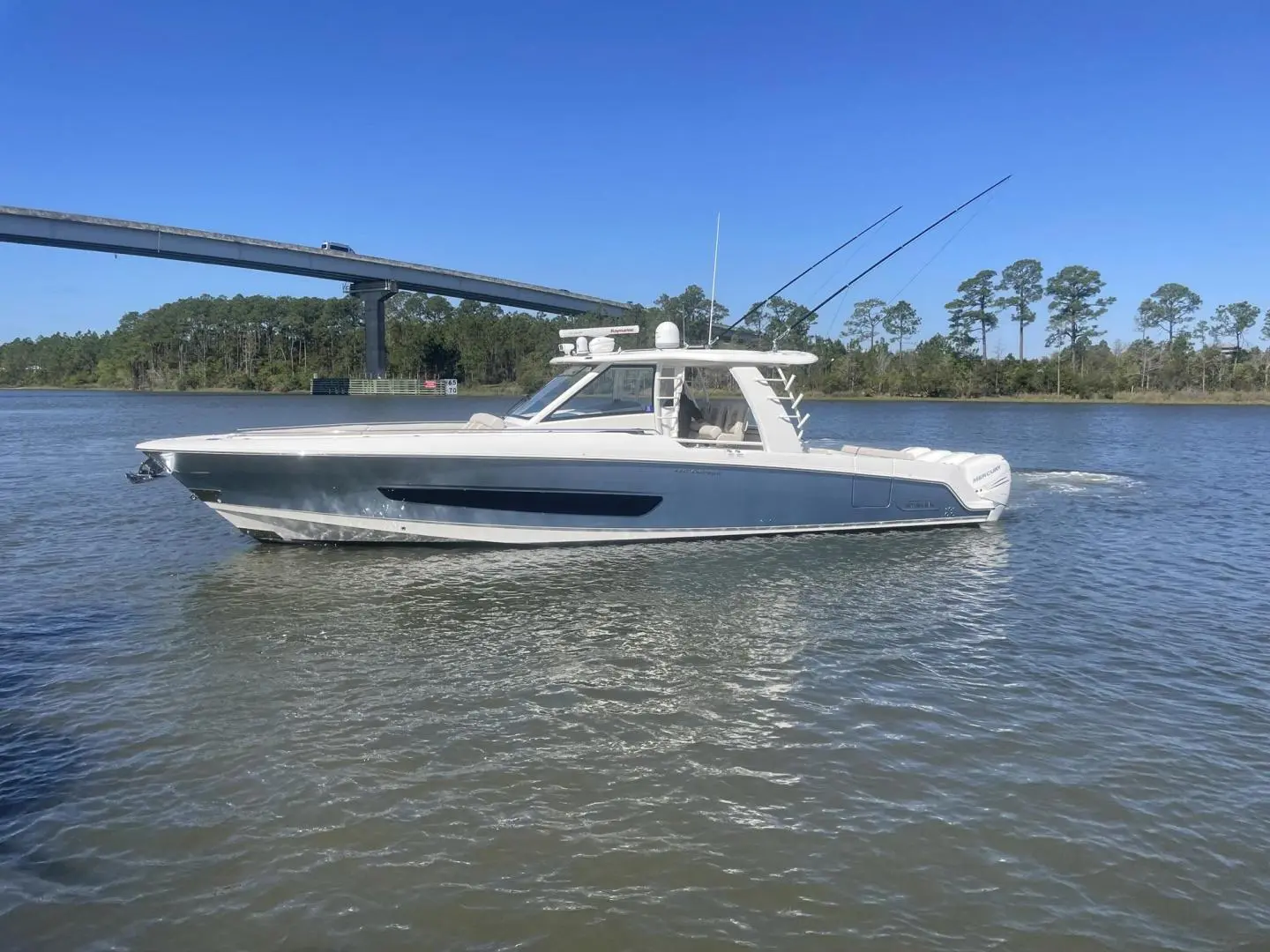 2017 Boston Whaler 420 outrage