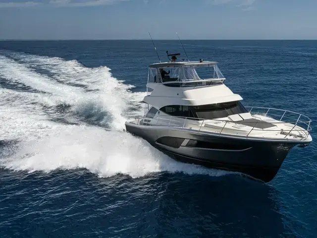 Riviera Sports Motor Yacht 46