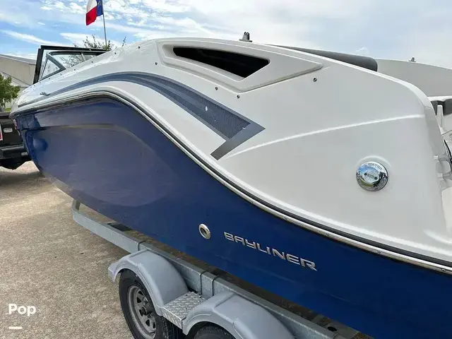 Bayliner Dx2200