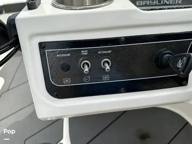 Bayliner Dx2200