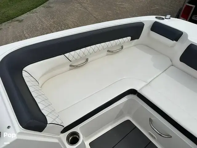 Bayliner Dx2200