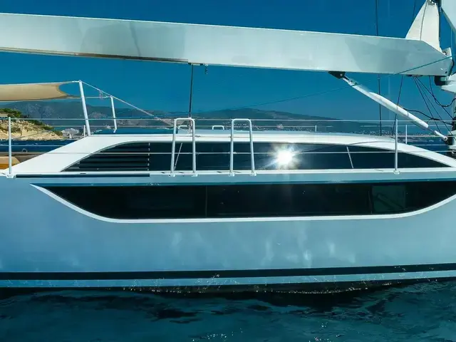 Cyrus Yachts Custom