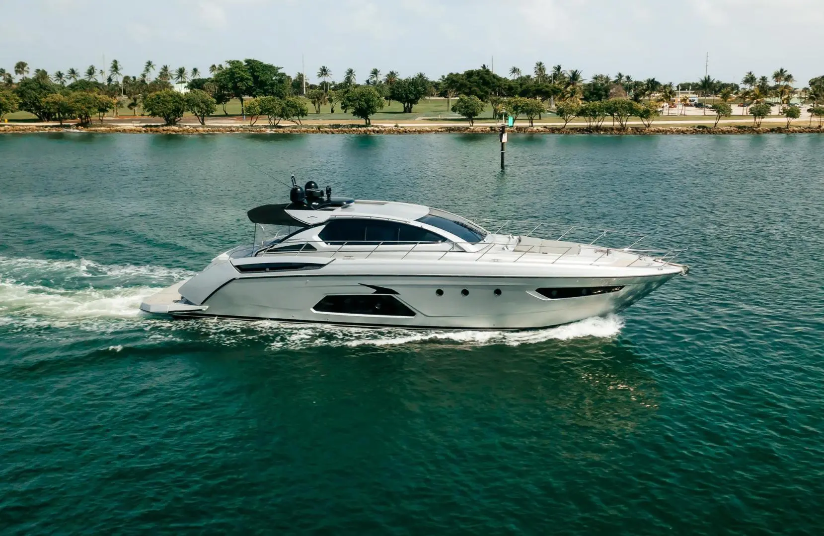 2013 Azimut atlantis