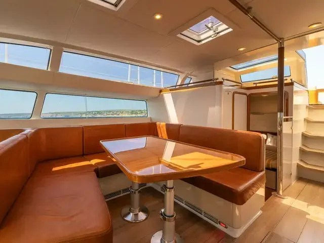 Cyrus Yachts Custom