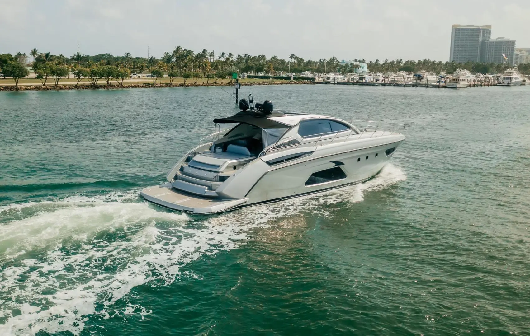 2013 Azimut atlantis