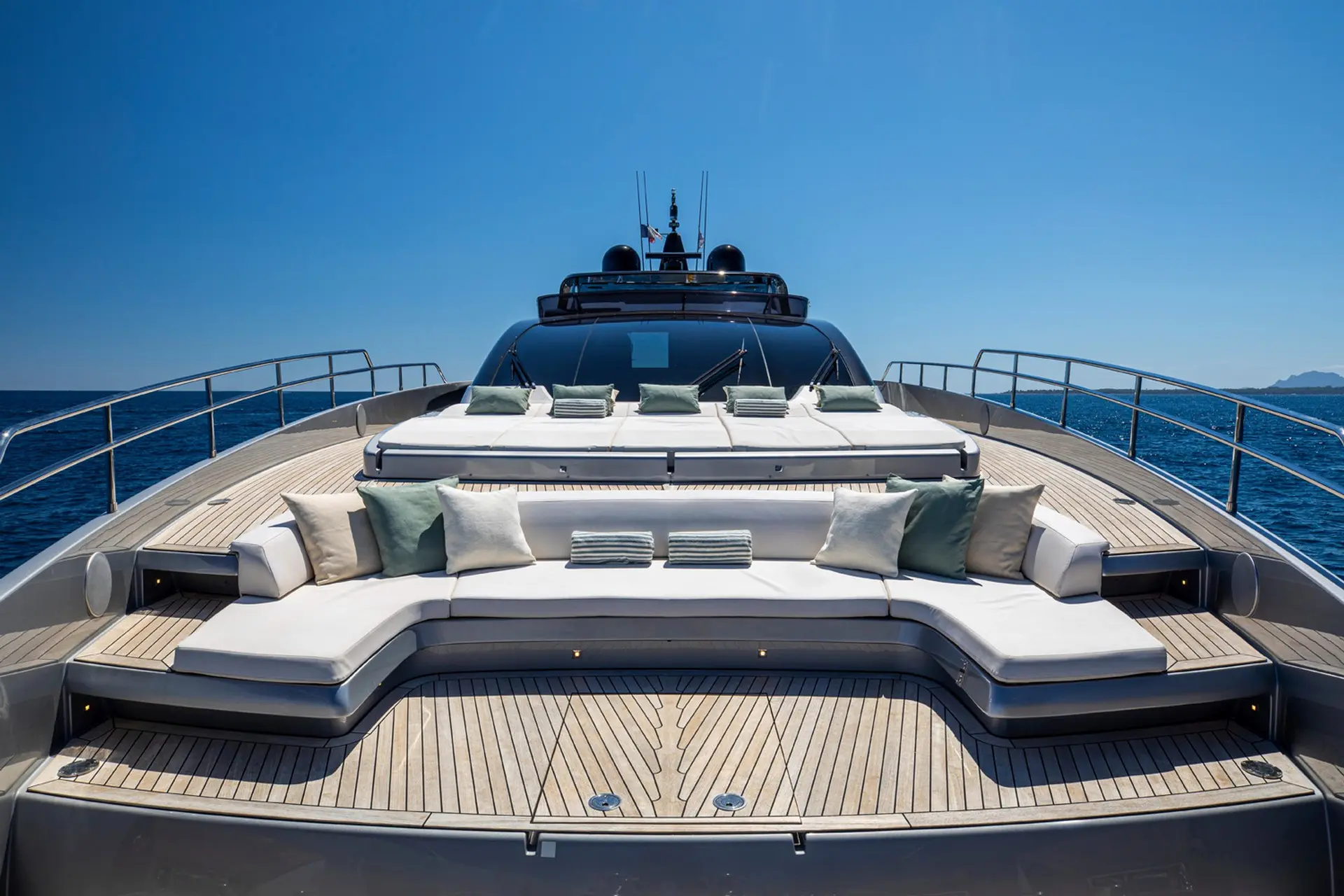 2019 Riva 100 corsaro