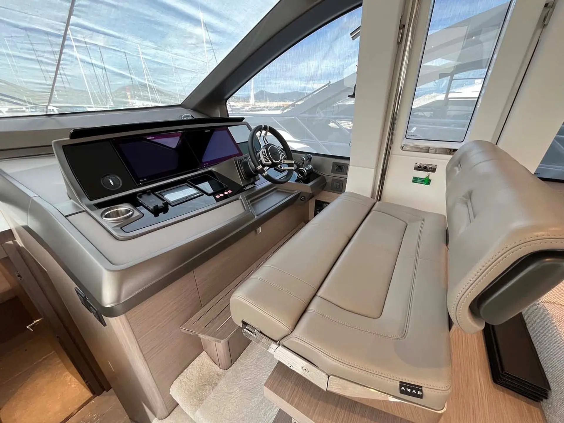 2023 Sunseeker manhattan 68