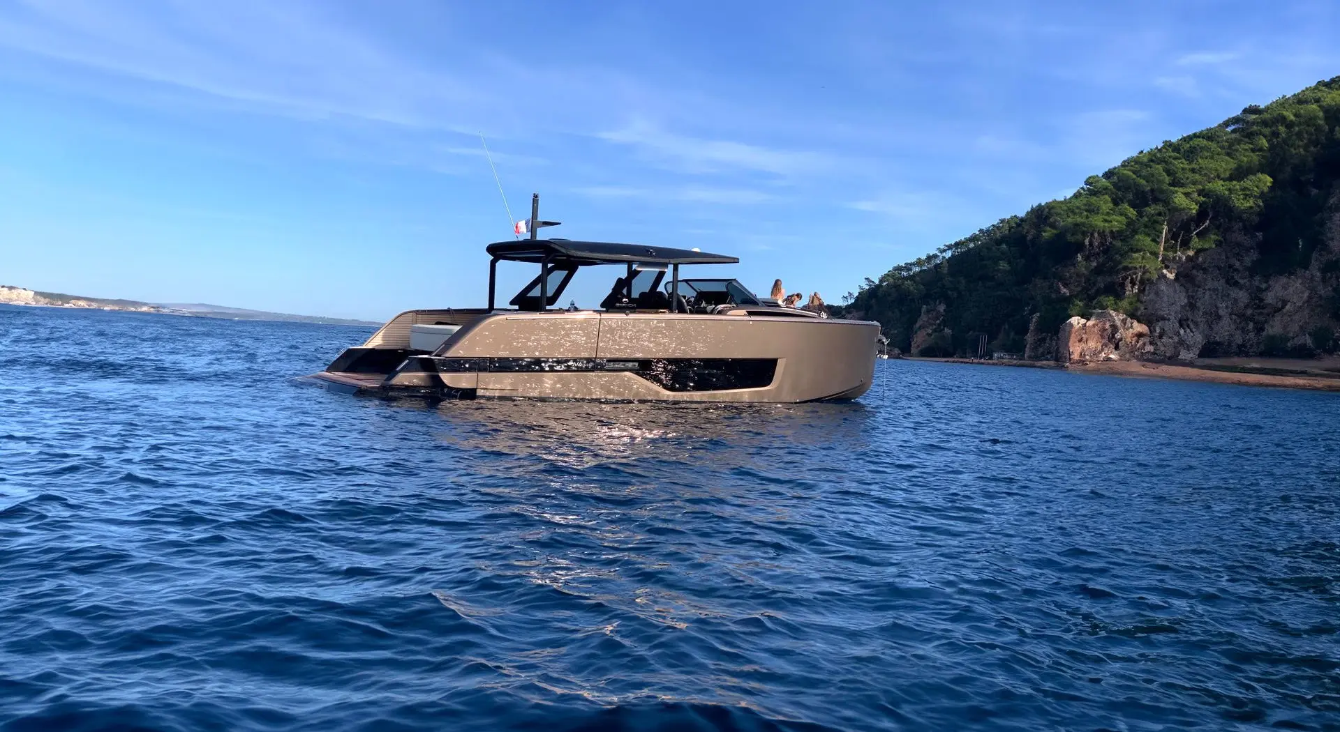 2022 Cranchi a46 luxury tender