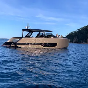 2022 Cranchi A46 Luxury Tender