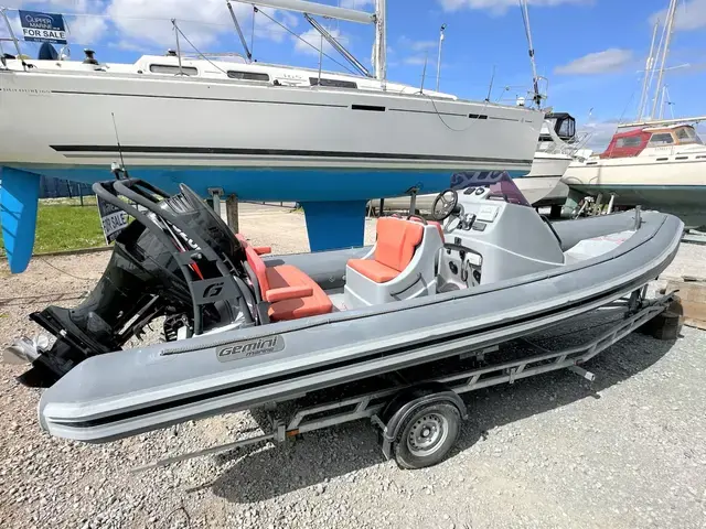 Gemini Waverider 650 Sport