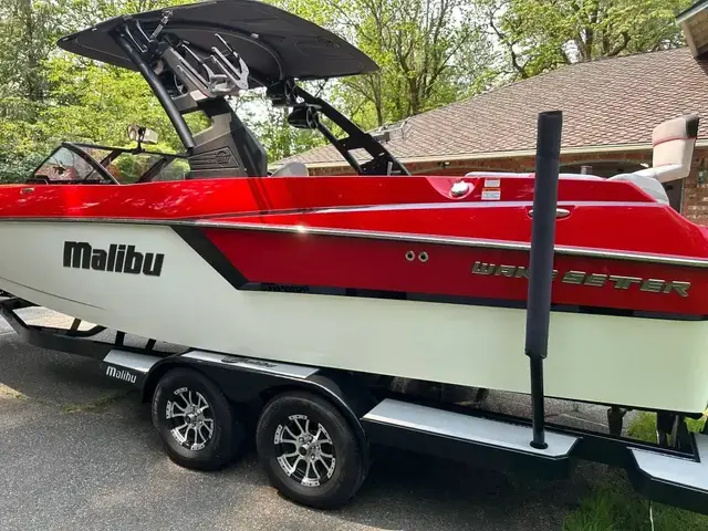 Malibu 24' WAKESETTER MXZ