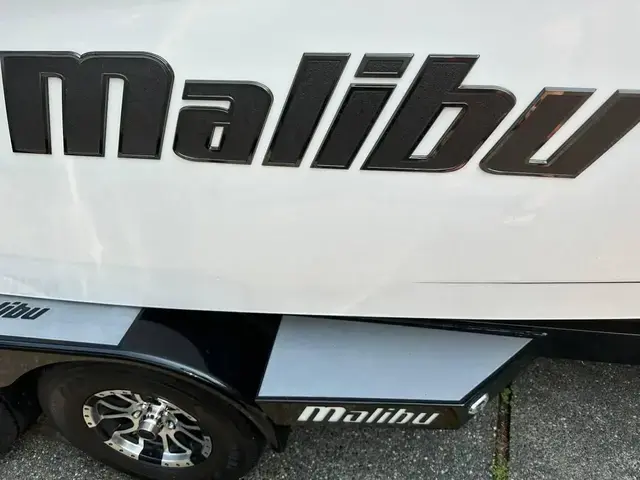 Malibu 24' WAKESETTER MXZ