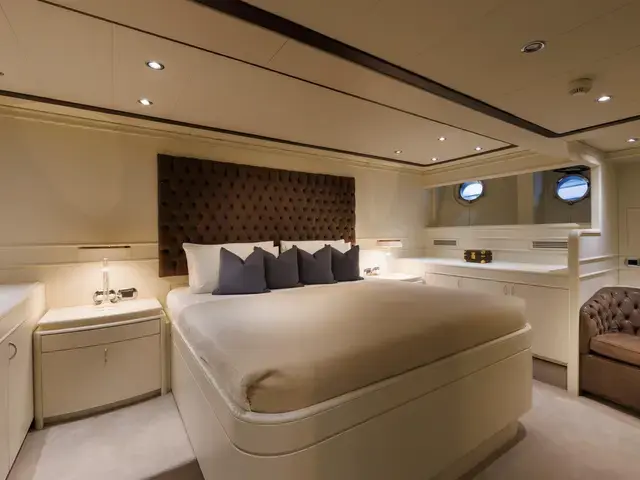 Benetti 103'