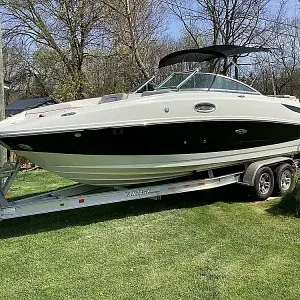 2011 Sea Ray 260 Sundeck