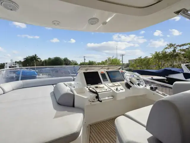 Azimut 70