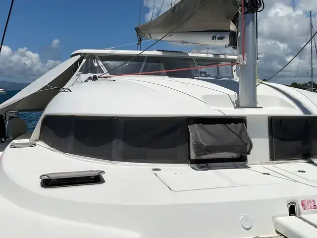 Lagoon 380 3 cabin owners version