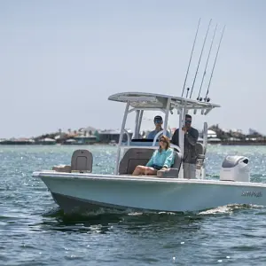 2024 Sea Pro 250 Bay